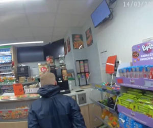 Włamywacz z Torunia zatrzymany na gorącym uczynku. Policja pokazała szczegóły akcji