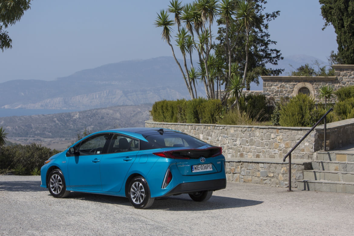 Toyota Prius Plug-in Hybrid na Rodos