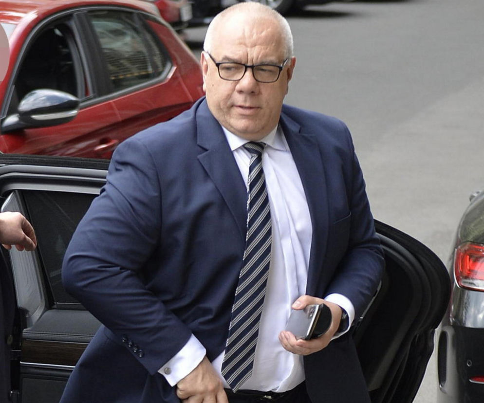 Politycy PiS pilnie wezwani na Nowogrodzką. Co się dzieje?!