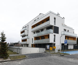 Warszawa, format: Deweloper postawił domy na Mleczarskiej. Cofnięto mu pozwolenie na budowę