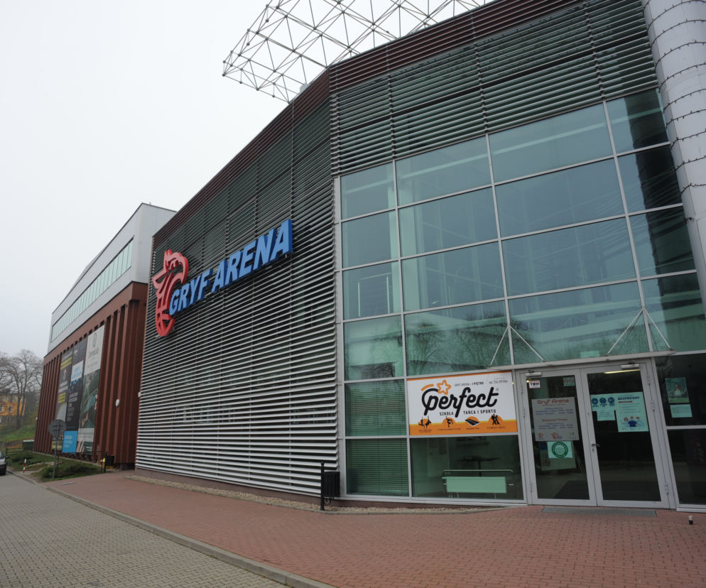 Gryfice: Hala sportowa została żle poświęcona
