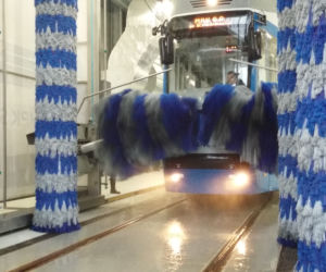 Tak wygląda nowoczesna myjnia dla krakowskich tramwajów i autobusów! [WIDEO, ZDJĘCIA, AUDIO]