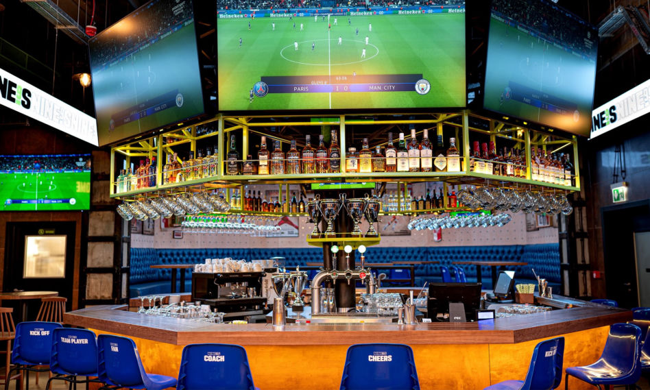 NINE's. Restaurant & Sports Bar: lokal Roberta Lewandowskiego w Browarach Warszawskich
