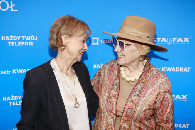 Emilia Krakowska, Ewa Wencel