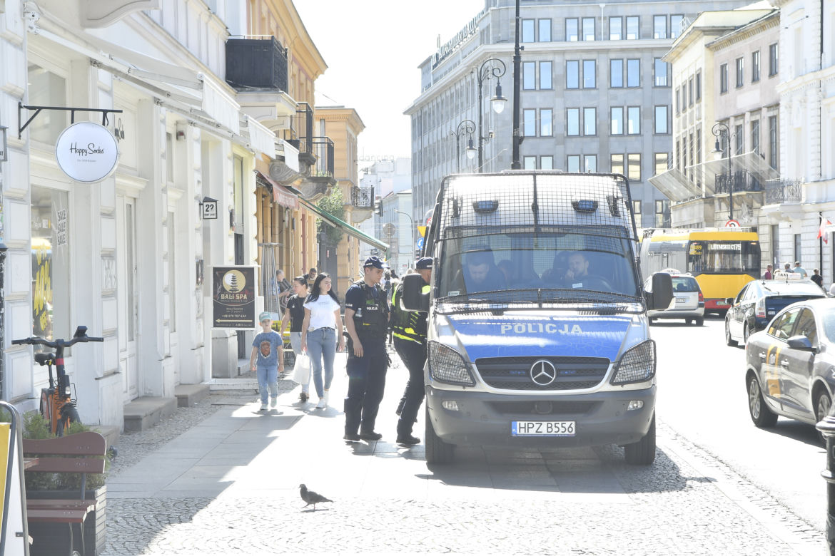 Nocna prohibicja w Warszawie. Aktywiści chcą zakazu sprzedaży alkoholu po godz. 22 