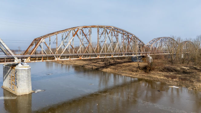 Stary most nad Wisłą w Górze Kalwarii