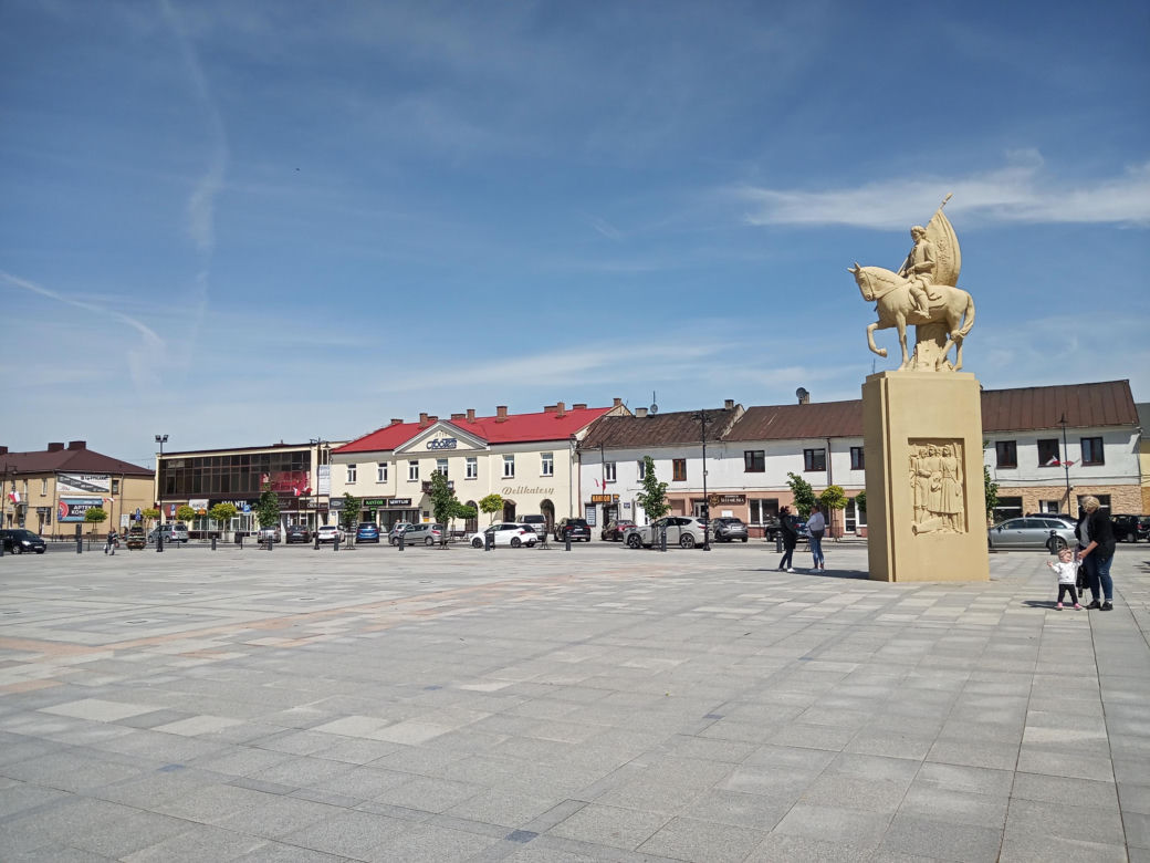Rynek w Końskich