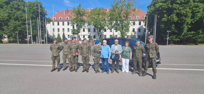 Jedni hucznie świętowali rocznicę wyborów z 1989 r., inni dusili prawdziwki