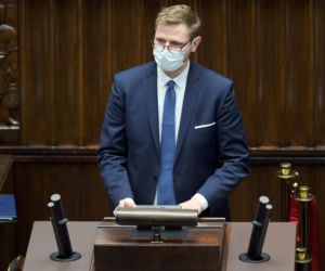 Minister Michał Woś pomoże matce odzyskać dzieci