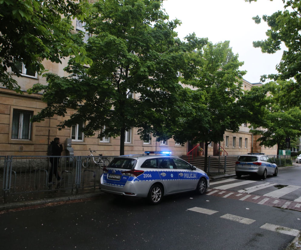 Alarmy bombowe w warszawskich szkołach