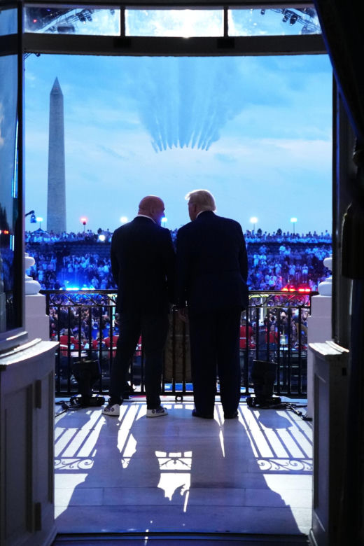 Gala UFC na 80. urodziny Donalda Trumpa