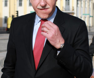 Andrzej Olechowski
