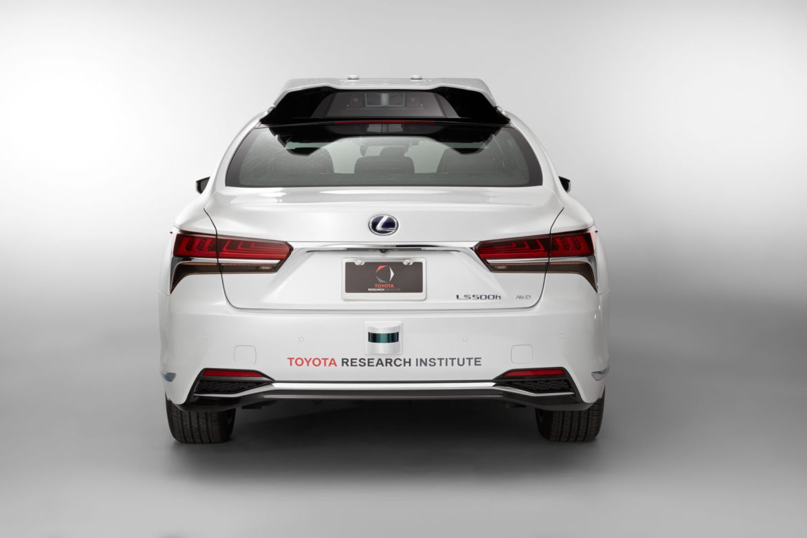Lexus LS 500h do doskonalenia autonomicznej jazdy