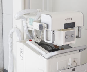 Szpital tymczasowy we Wrocławiu zaczyna przyjmować pierwszych pacjentów