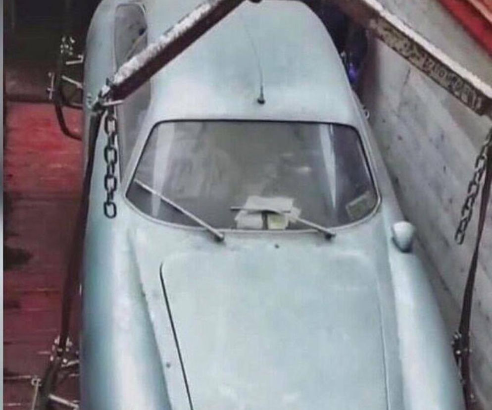 Po 35 latach wyciągnęli unikalną Alfę Romeo z piwnicy. Giulietta SZ została sprzedana za kilkaset tys. euro - ZDJĘCIA
