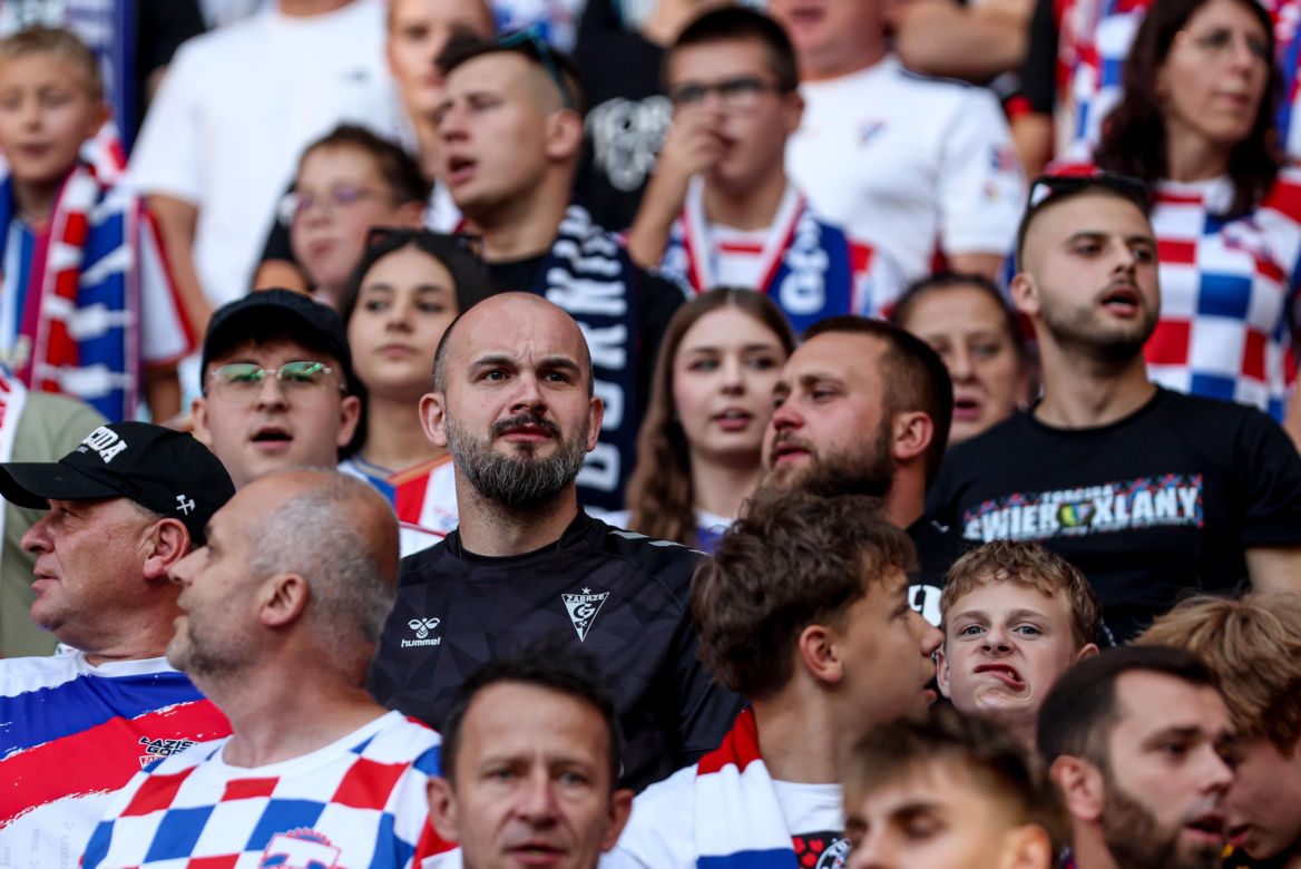 Zobaczcie zdjęcia kibiców z meczu Górnik - Fenerbahce i krótkie podsumowanie środowego spotkania na se.pl
