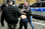 Rozboje z nożem w Warszawie. 21-latek zatrzymany. Myślał, że dostanie mandat!