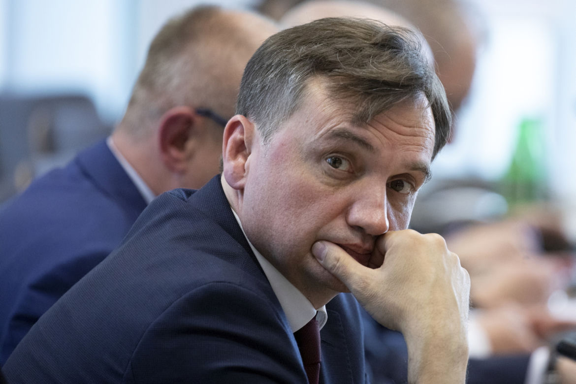 Jaki dał na partię 41 000 zł, Ziobro 2400 zł
