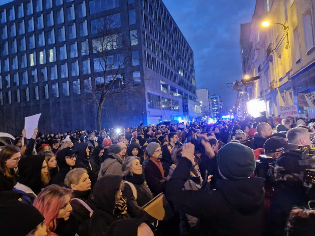 Marsz przeciwko przemocy po brutalnym ataku na 25-letnią Lizę