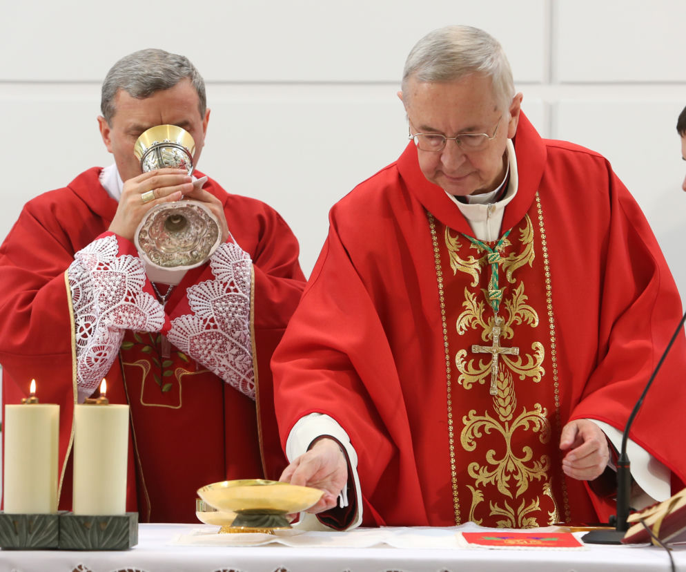 Biskup Tadeusz Bronakowskim, arcybiskup Stanisław Gądecki