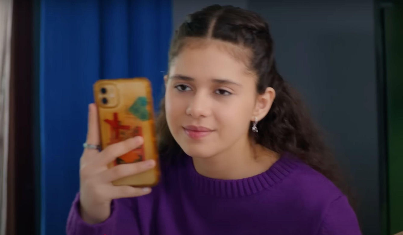 Zeynep przymierzy suknię ślubną, a Ege oszaleje na jej widok.