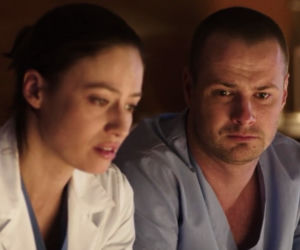 Lekarze 3 sezon odc. 6 (odc. 32). Alicja (Magdalena Różczka), Maks (Paweł Małaszyński)