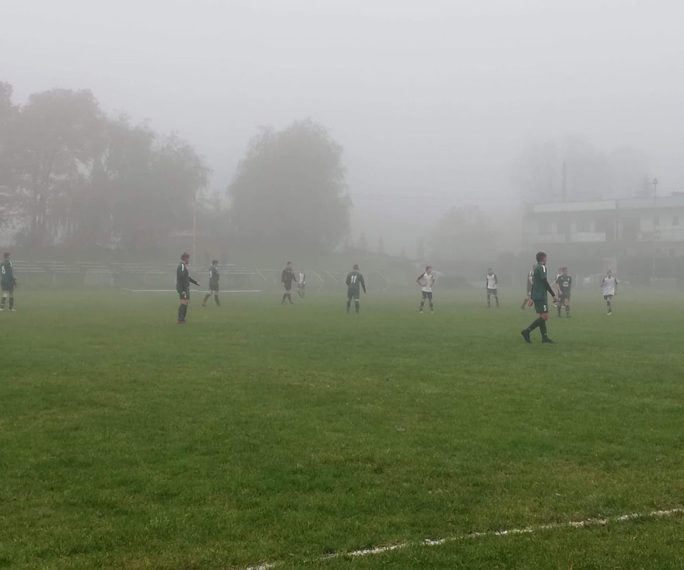 Koszmar na meczu juniorów. Zwyrodnialcy pobili chłopca! Zęby wgniecione do dziąseł