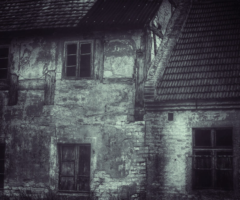 Warszawa. Nawiedzony dom przy Szeligowskiej. HORROR rodziny ogrodnika