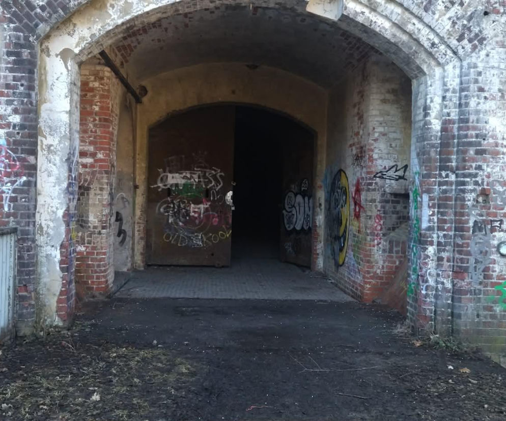 Dewastacja Fortu XI w Toruniu