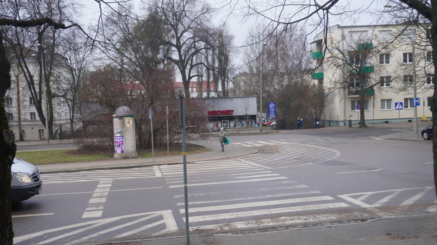 To jedyne prostokątne rondo w Europie. Znajduje się blisko centrum Olsztyna [ZDJĘCIA]