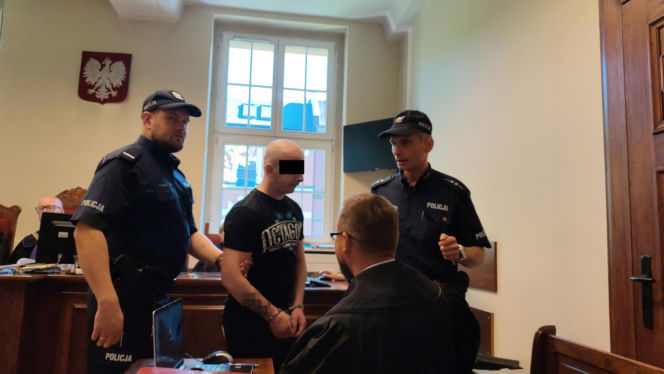 Zabił Krystiana, skacząc mu po głowie