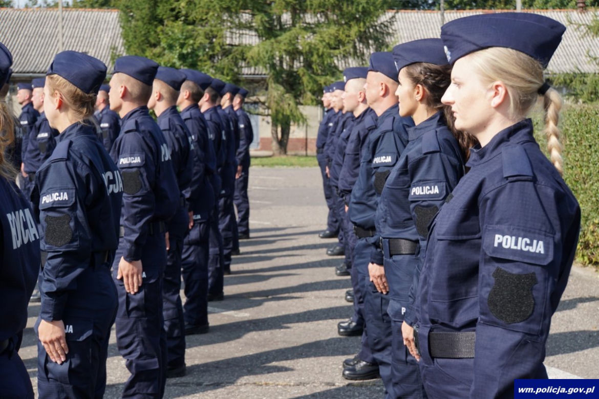 Ślubowanie nowych policjantów z Warmii i Mazur. Zobacz zdjęcia! 