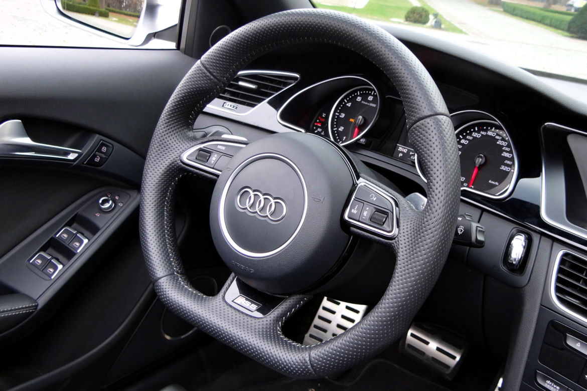 Audi RS5 Cabriolet 4.2 FSI V8