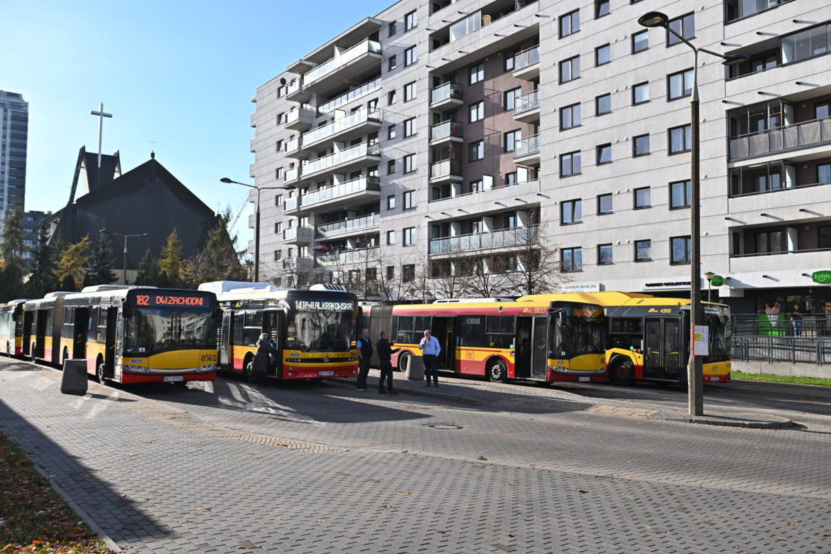 Tuż obok pętli autobusowej budują przystanek