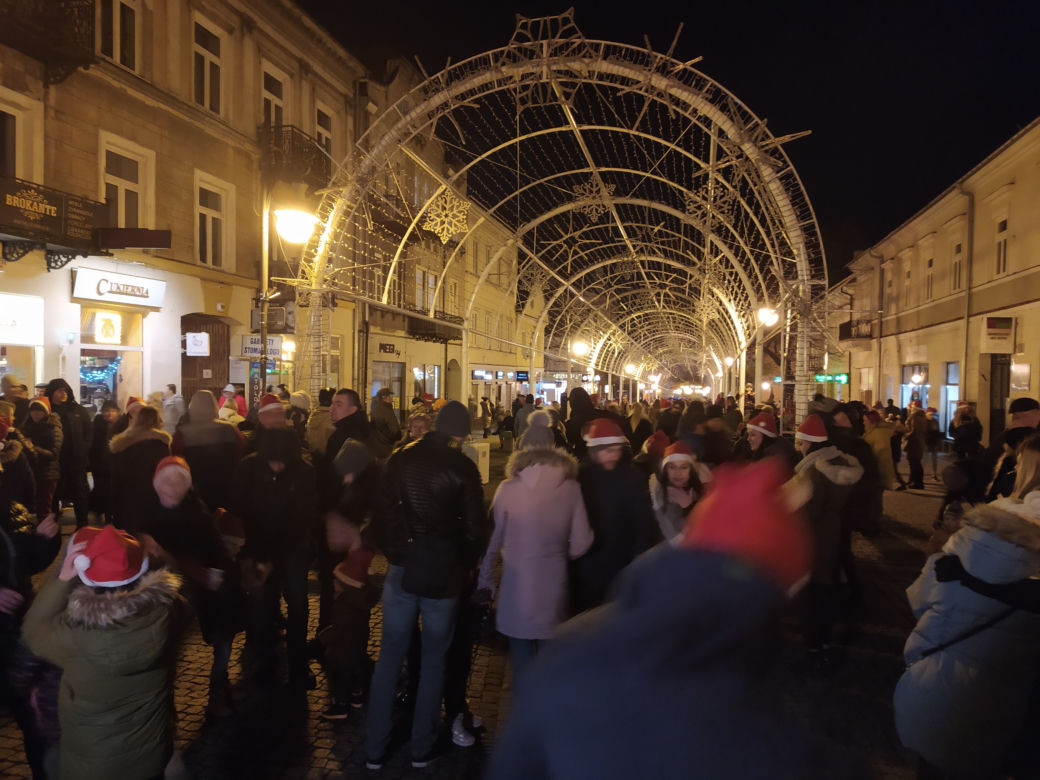 Rozbłysła świąteczna iluminacja Radomia