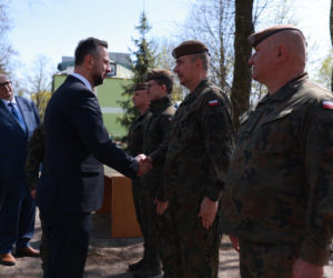 Nowa jednostka WOT pod Płockiem. Szef MON apeluje o wstępowanie do wojska