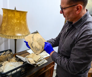 Dokumenty przeleżały na strychu prawie 100 lat