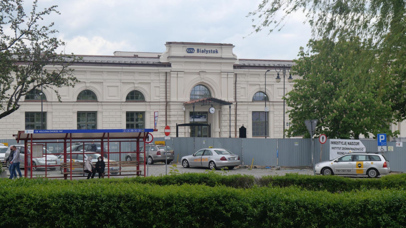 Białystok. Dworzec PKP po renowacji odzyskał dawny blask