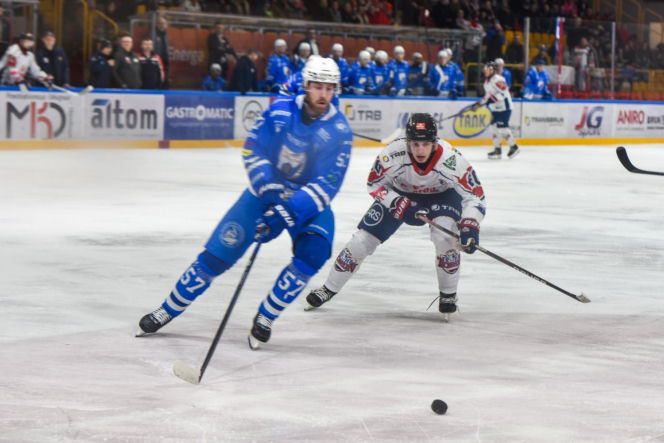 KH Energa Toruń - Unia Oświęcim 2:1! Zdjęcia kibiców i zawodników obu drużyn