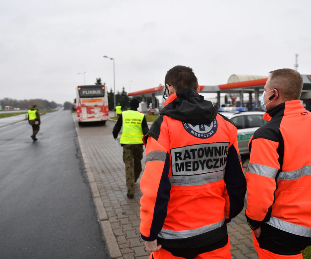 Koronawirus - kontrola pasażerów w autobusach