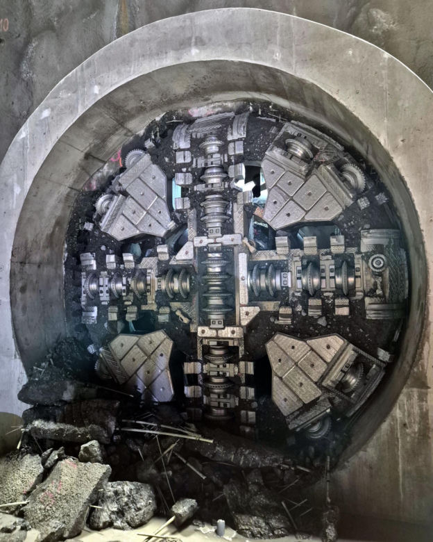 Drążenie tunelu pzrez TBM Kinga