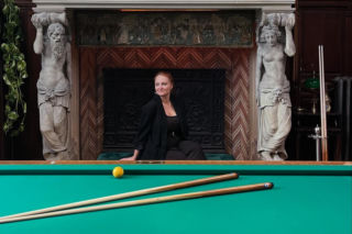 Co naprawdę dzieje się w zamku Zdrajców? Mamy zdjęcia zza kulis hitu TVN!