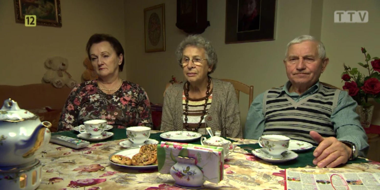 Nie do wiary, jak zmienili się uczestnicy Gogglebox. Przed telewizorem. To oni wystąpili w pierwszym odcinku!