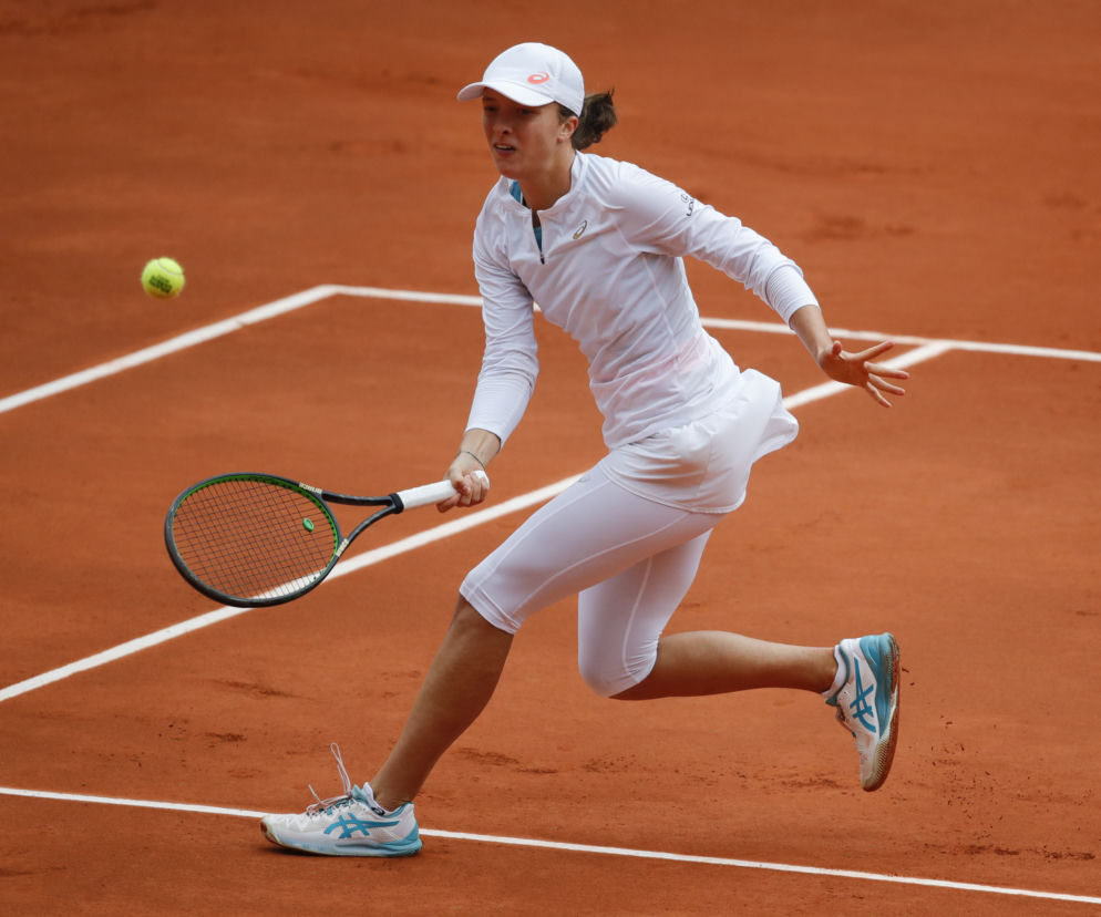 FINAŁ Świątek - Kenin TV TRANSMISJA NA ŻYWO Gdzie oglądać FINAŁ Roland Garros Świątek - Kenin STREAM ONLINE LIVE TENIS w TV dzisiaj 10.10