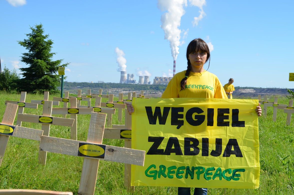 Greta Thunberg na tarasie widokowym bełchatowskie kopalni
