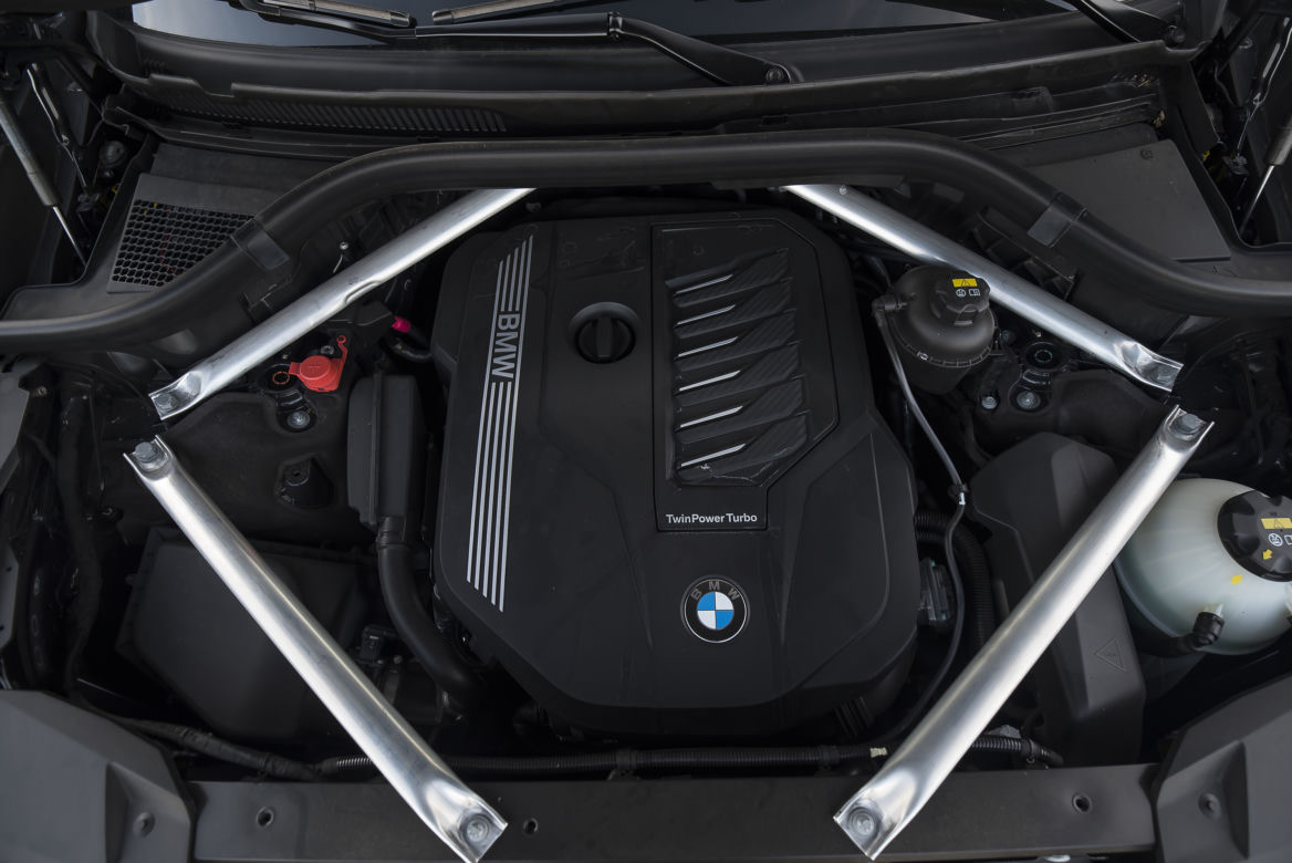 BMW X7 40i xDrive Steptronic 8