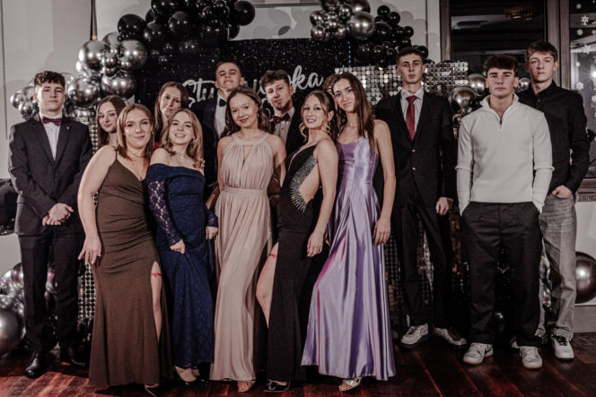 Studniówka liceum w Zawoi