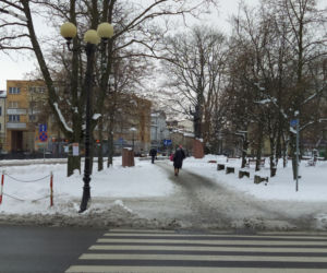 Jak wyglądała ulica Piłsudskiego w Siedlcach i okolica dawnej bramy-dzwonnicy pod koniec stycznia 2021?
