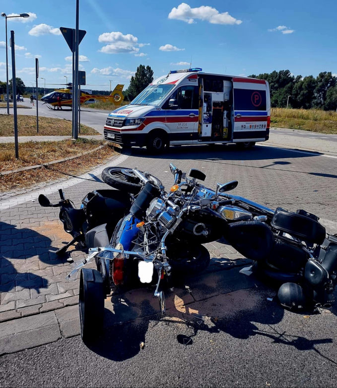 Czołowe zderzenie motocyklistów w Kargowej