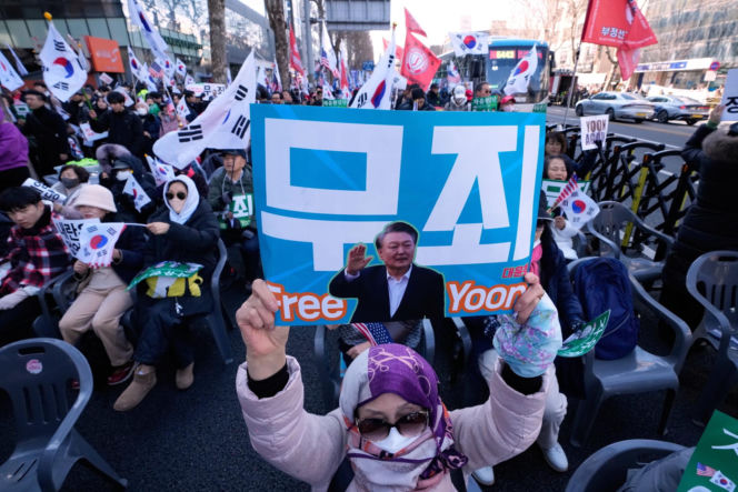 Były prezydent Jun Suk Jeol skazany na dożywocie za kierowanie zamachem stanu